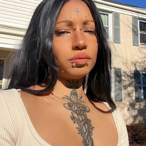 Meet your Posher, Racquel - Picture 8 of 8